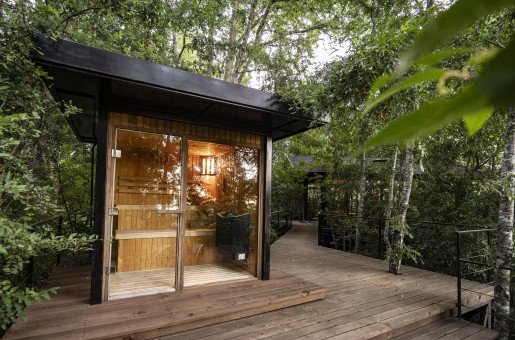 SAUNA - Expansive windows bring nature in for an open, and airy experience